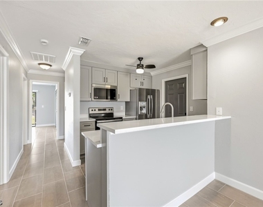 4346 Santa Barbara Boulevard - Photo Thumbnail 8
