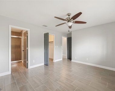 4346 Santa Barbara Boulevard - Photo Thumbnail 17
