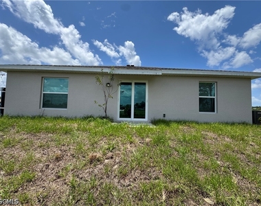 1609 Ne 33rd Terrace - Photo Thumbnail 3
