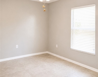 1614 Sw 22nd Terrace - Photo Thumbnail 14