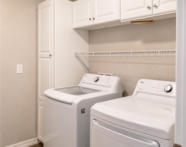 1614 Sw 22nd Terrace - Photo Thumbnail 4