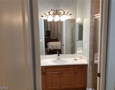1121 Van Loon Commons Circle - Photo Thumbnail 9
