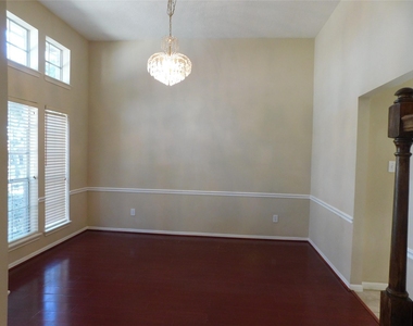 122 High Meadows Drive - Photo Thumbnail 4