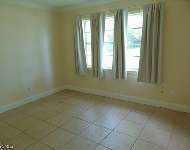 117 Stetson Street - Photo Thumbnail 7