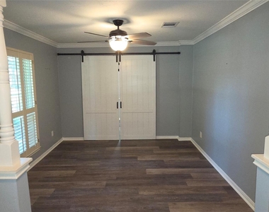 12814 Westhorpe Drive - Photo Thumbnail 4