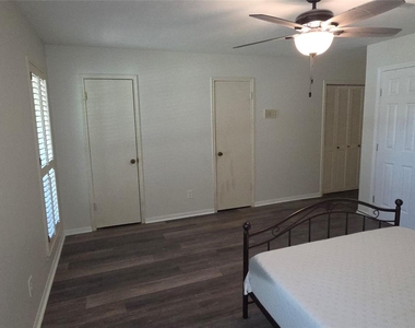 12814 Westhorpe Drive - Photo Thumbnail 6