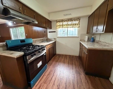 4142 Brookston Street - Photo Thumbnail 4