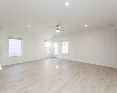 31706 Melkridge Road - Photo Thumbnail 13