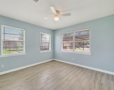 3428 Bradford Street - Photo Thumbnail 18