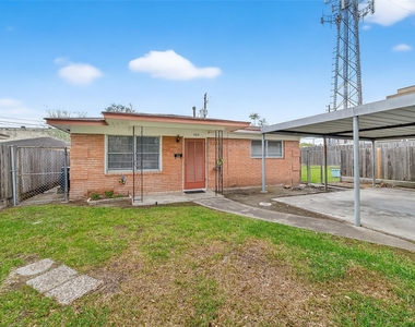 3428 Bradford Street - Photo Thumbnail 1