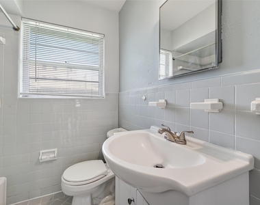3428 Bradford Street - Photo Thumbnail 20
