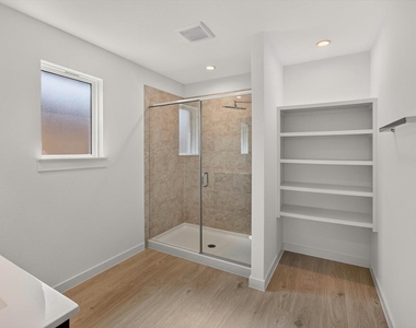 29510 Paytons Park Court - Photo Thumbnail 14