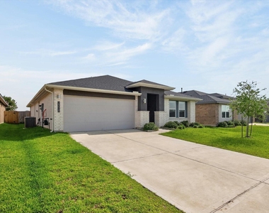 29510 Paytons Park Court - Photo Thumbnail 1