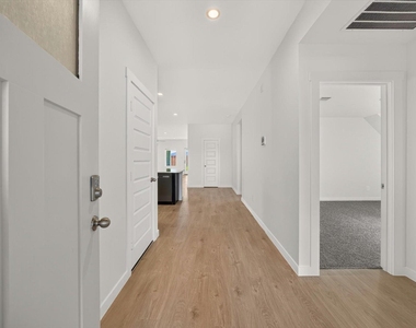 29510 Paytons Park Court - Photo Thumbnail 4