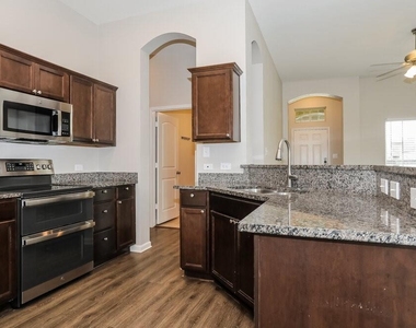 131 Brocks Lane - Photo Thumbnail 5