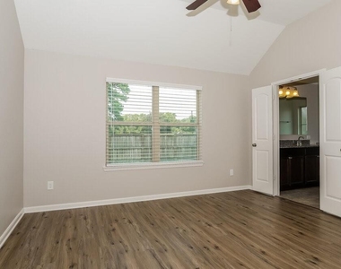 131 Brocks Lane - Photo Thumbnail 6