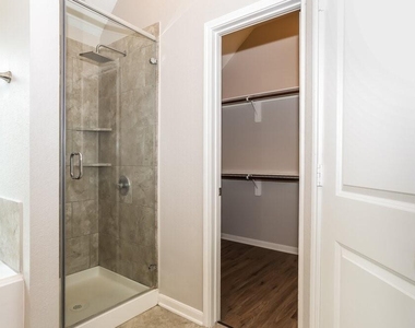 131 Brocks Lane - Photo Thumbnail 9