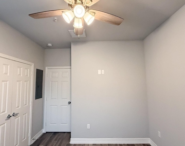 7823 Gladstone Street - Photo Thumbnail 12