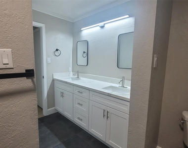 22131 Pearl Lake Drive - Photo Thumbnail 20