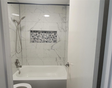 22131 Pearl Lake Drive - Photo Thumbnail 21