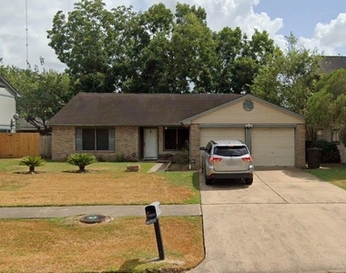 8527 Quail Hills Drive - Photo Thumbnail 2