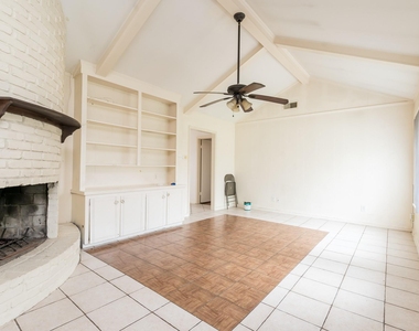 8819 Hazen Street - Photo Thumbnail 13