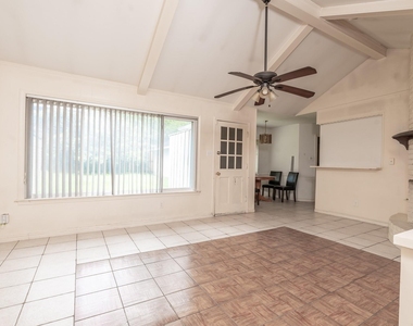 8819 Hazen Street - Photo Thumbnail 11