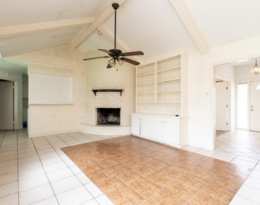 8819 Hazen Street - Photo Thumbnail 12