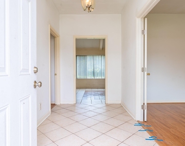 8819 Hazen Street - Photo Thumbnail 6