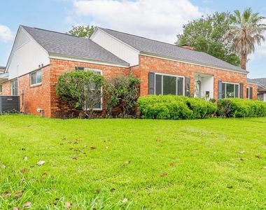 8819 Hazen Street - Photo Thumbnail 1