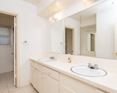 8819 Hazen Street - Photo Thumbnail 24