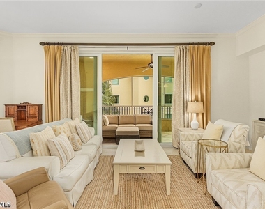 2728 Tiburon Boulevard E - Photo Thumbnail 11