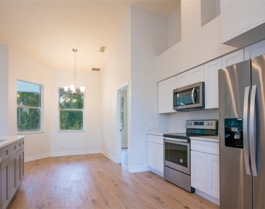 3660 31st Avenue Sw - Photo Thumbnail 1