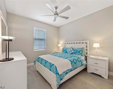 201 Indies Drive E - Photo Thumbnail 19