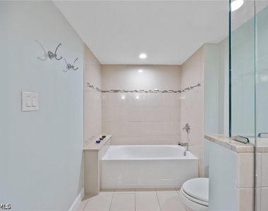 6585 Nicholas Boulevard - Photo Thumbnail 19