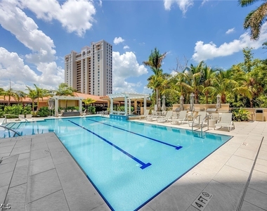 6585 Nicholas Boulevard - Photo Thumbnail 30