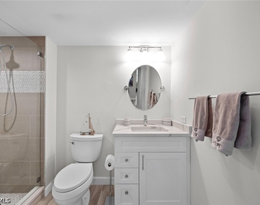 6585 Nicholas Boulevard - Photo Thumbnail 22