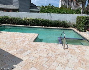 611 Bridgeway Lane - Photo Thumbnail 1