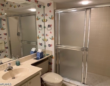 611 Bridgeway Lane - Photo Thumbnail 15
