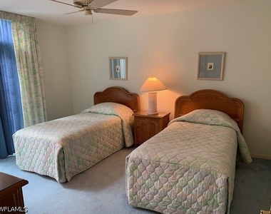 611 Bridgeway Lane - Photo Thumbnail 10