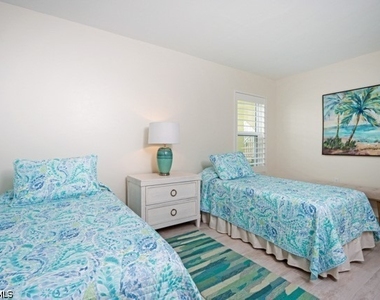 2850 Gulf Shore Boulevard N - Photo Thumbnail 16