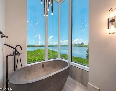 60 Seagate Drive - Photo Thumbnail 11