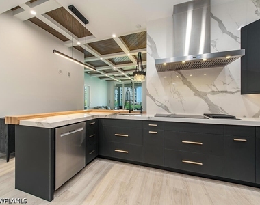 60 Seagate Drive - Photo Thumbnail 8
