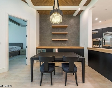 60 Seagate Drive - Photo Thumbnail 5