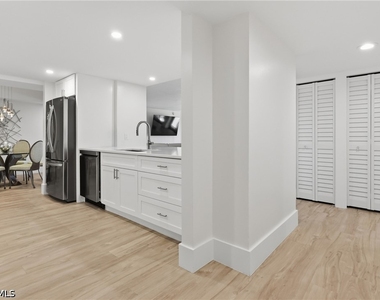 5601 Turtle Bay Drive - Photo Thumbnail 4