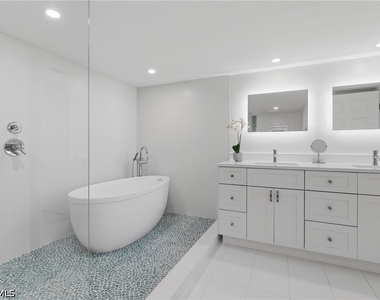 5601 Turtle Bay Drive - Photo Thumbnail 15