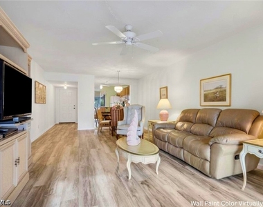 1025 Foxfire Lane - Photo Thumbnail 4