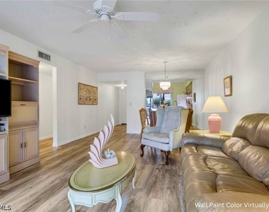 1025 Foxfire Lane - Photo Thumbnail 5