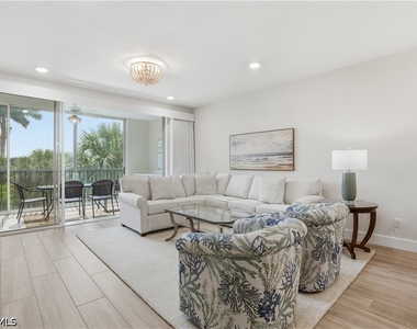 7671 Pebble Creek Circle - Photo Thumbnail 5