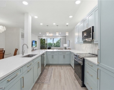 7671 Pebble Creek Circle - Photo Thumbnail 10